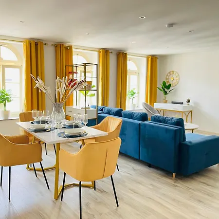 Filmap-Charmant-Modern-Zentral-Balkon-Beamer-Spieletisch Görlitz Buitenkant foto